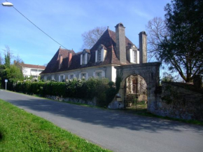 LA GRANGE DES PÈRES - SÉJOURNEZ DANS UNE AUTHENTIQUE CHARTREUSE DU XVIIIème SIECLE, Saint Cyprien